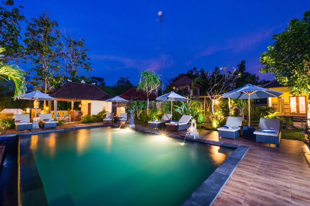 Sunset Cave Villas Lembongan Exterior photo